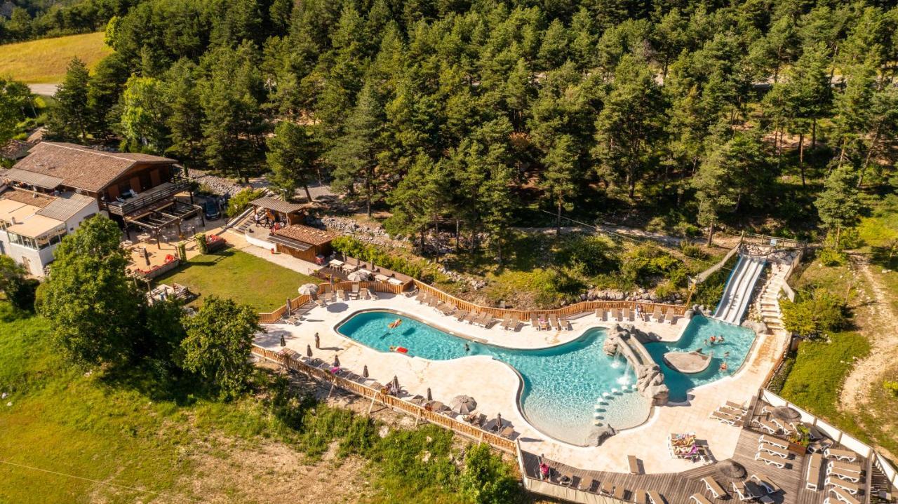 Camping Rcn Les Collines De Castellane Exteriér fotografie