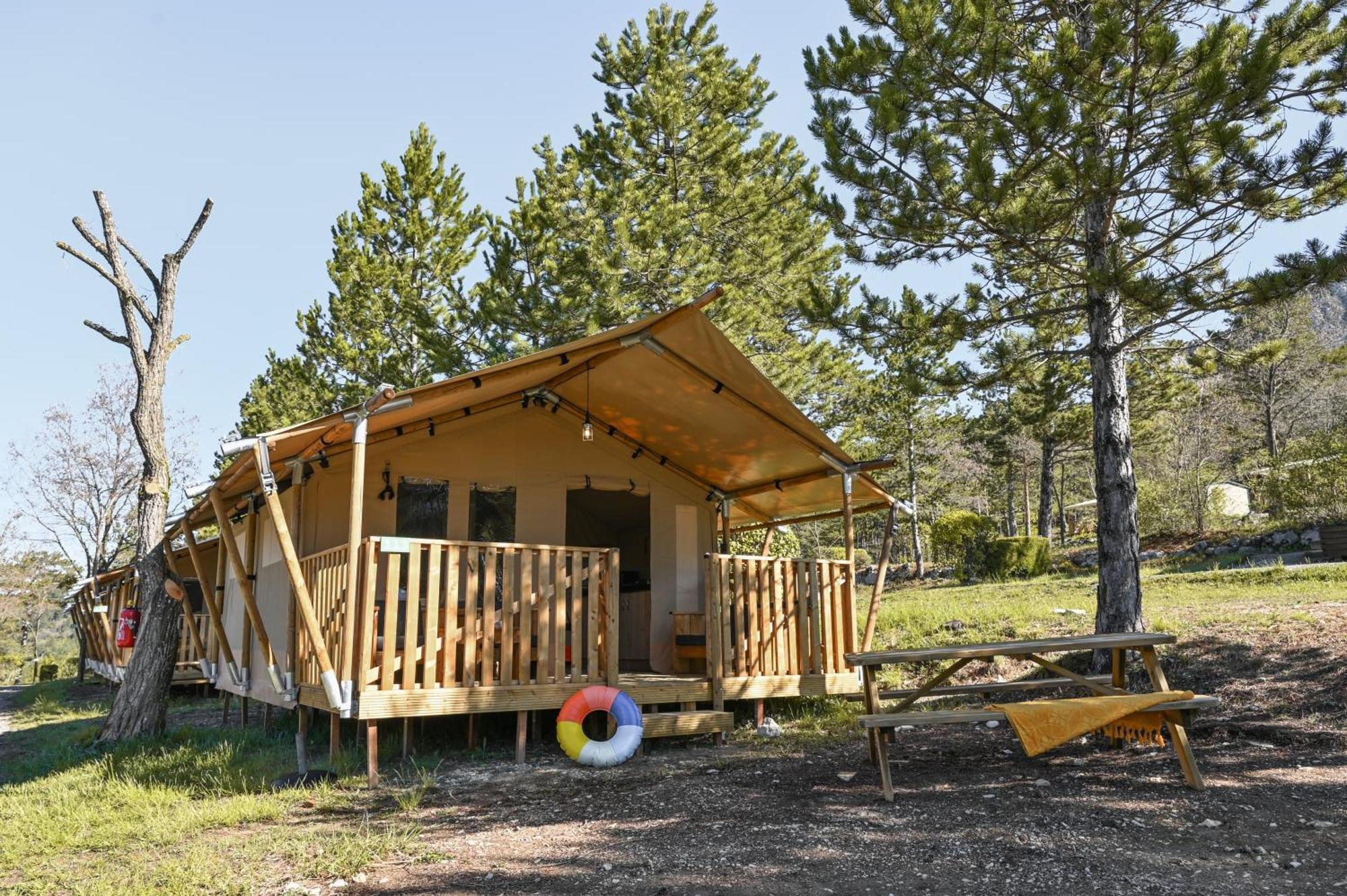 Camping Rcn Les Collines De Castellane Pokoj fotografie